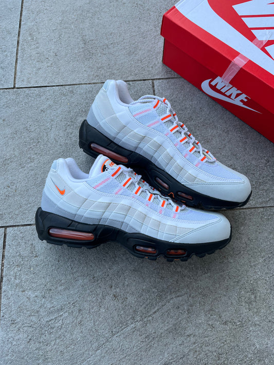 Air Max 95 Wolf Grey Safety Orange - EU46 / US12 / UK11